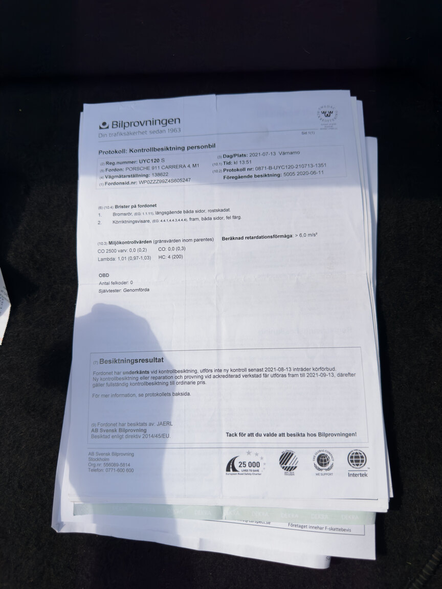 Dokumentation för 2004 Porsche 911 Carrera 4