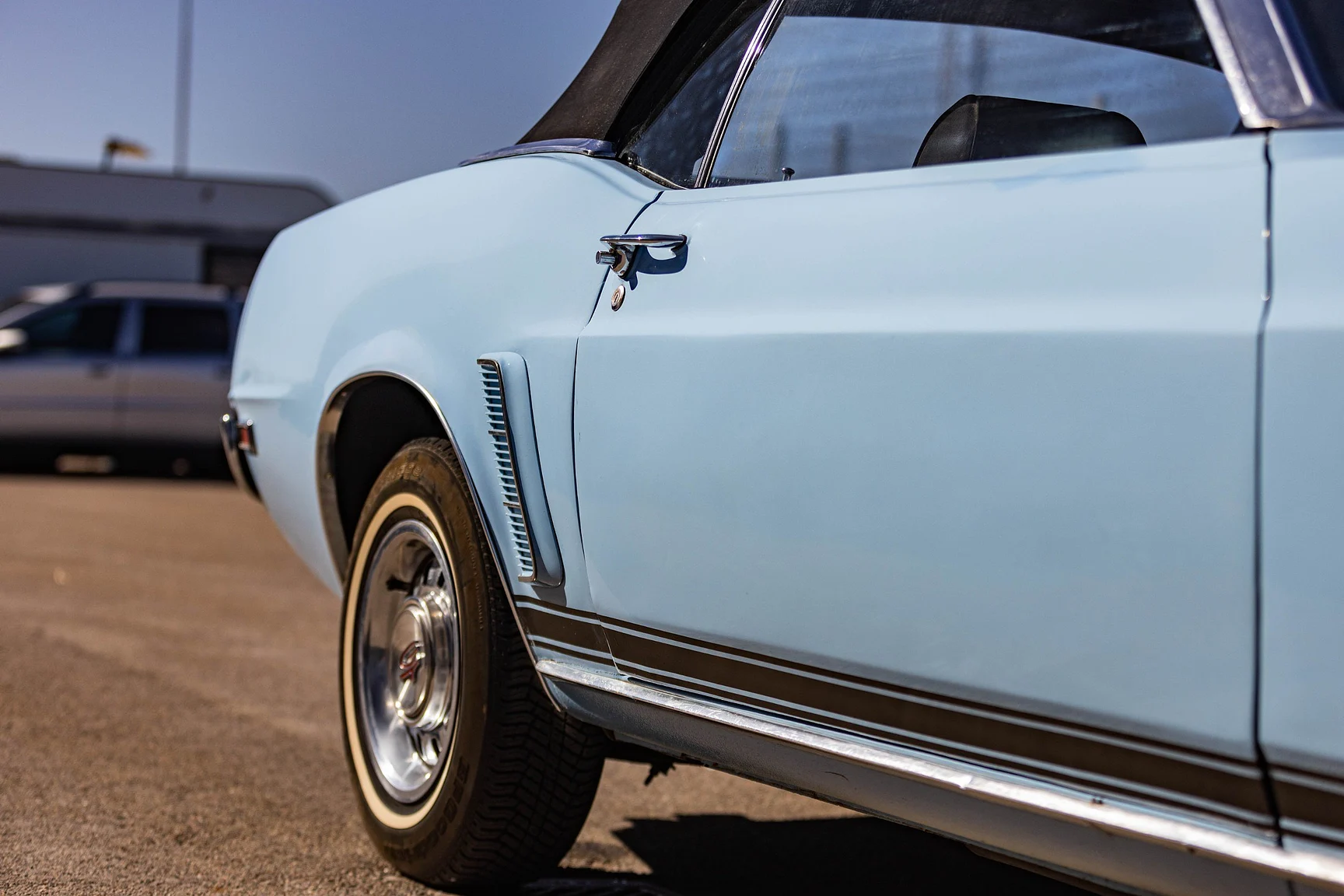 Exterior image of 1969 Ford Mustang GT Cabriolet "M-code" (33)