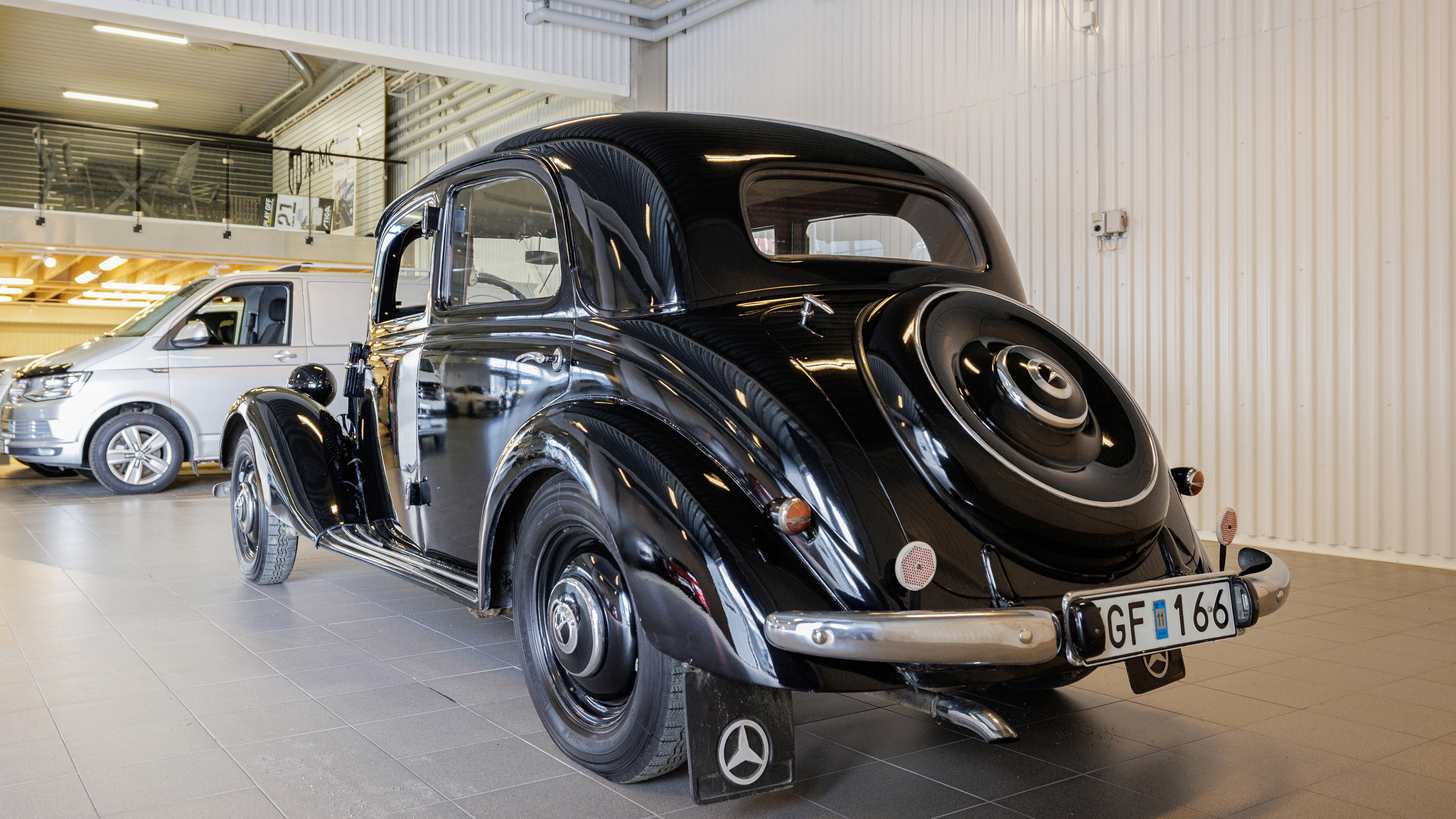 Exteriörbild på 1950 Mercedes Benz 170 va (7)