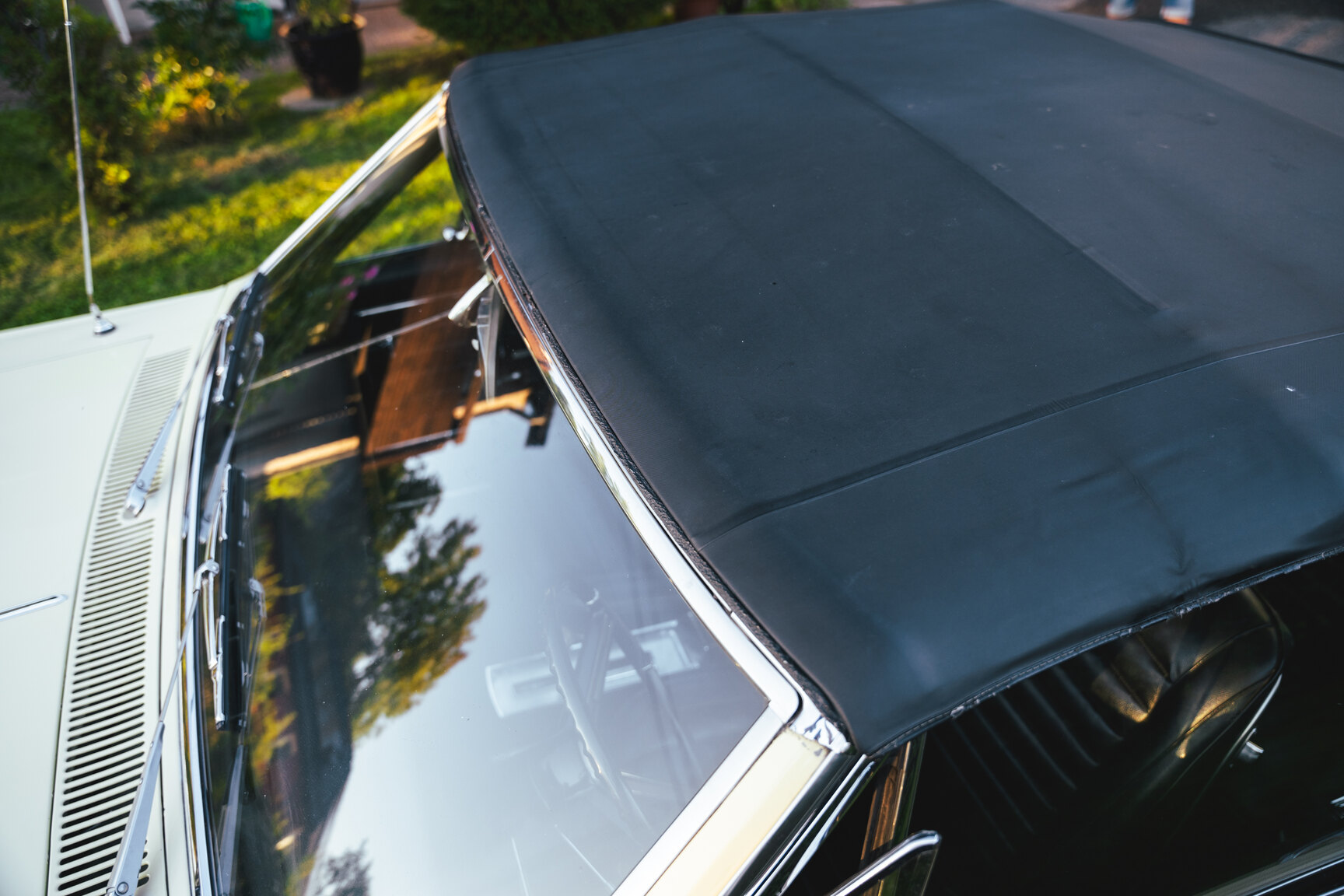 Exteriörbild på 1967 Oldsmobile Cutlass Supreme Cabriolet