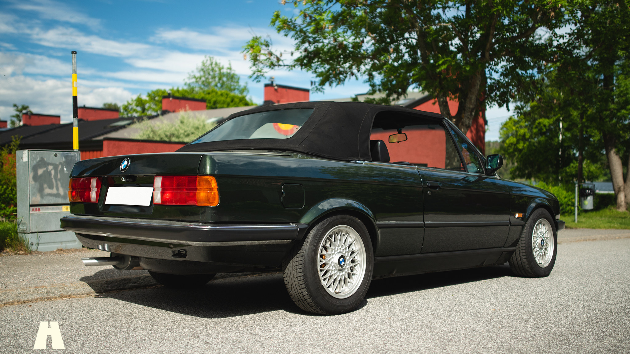 Exteriörbild på 1990 BMW 320i Cabrio