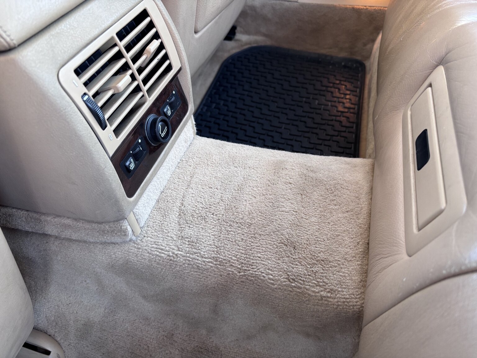 Interiörbild 1996 BMW 728iA