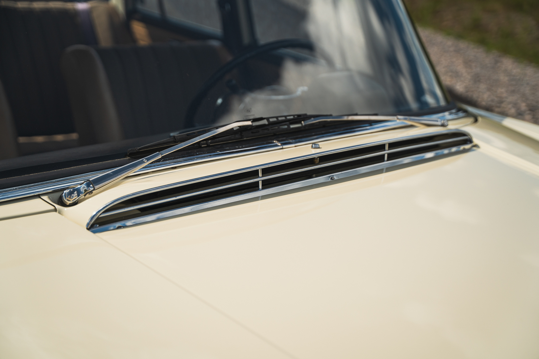 Exteriörbild på 1966 Mercedes-Benz 200 D "Heckflosse"
