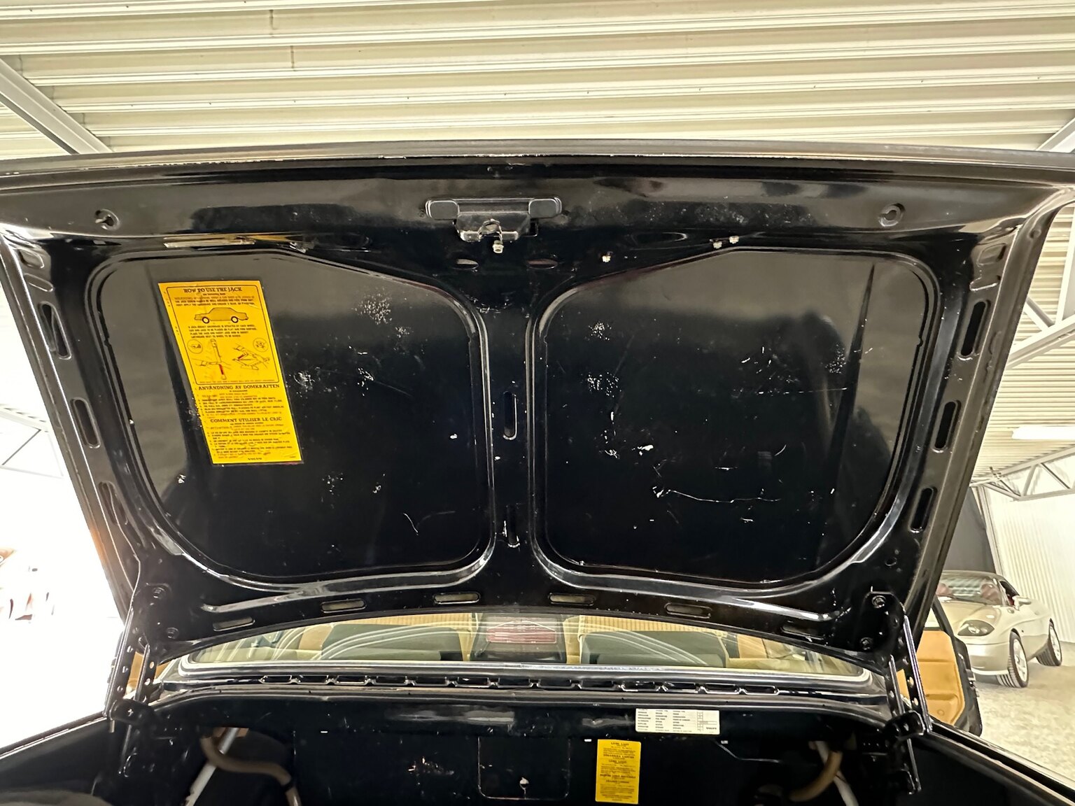 Interior image of 1986 Volvo 240 DL