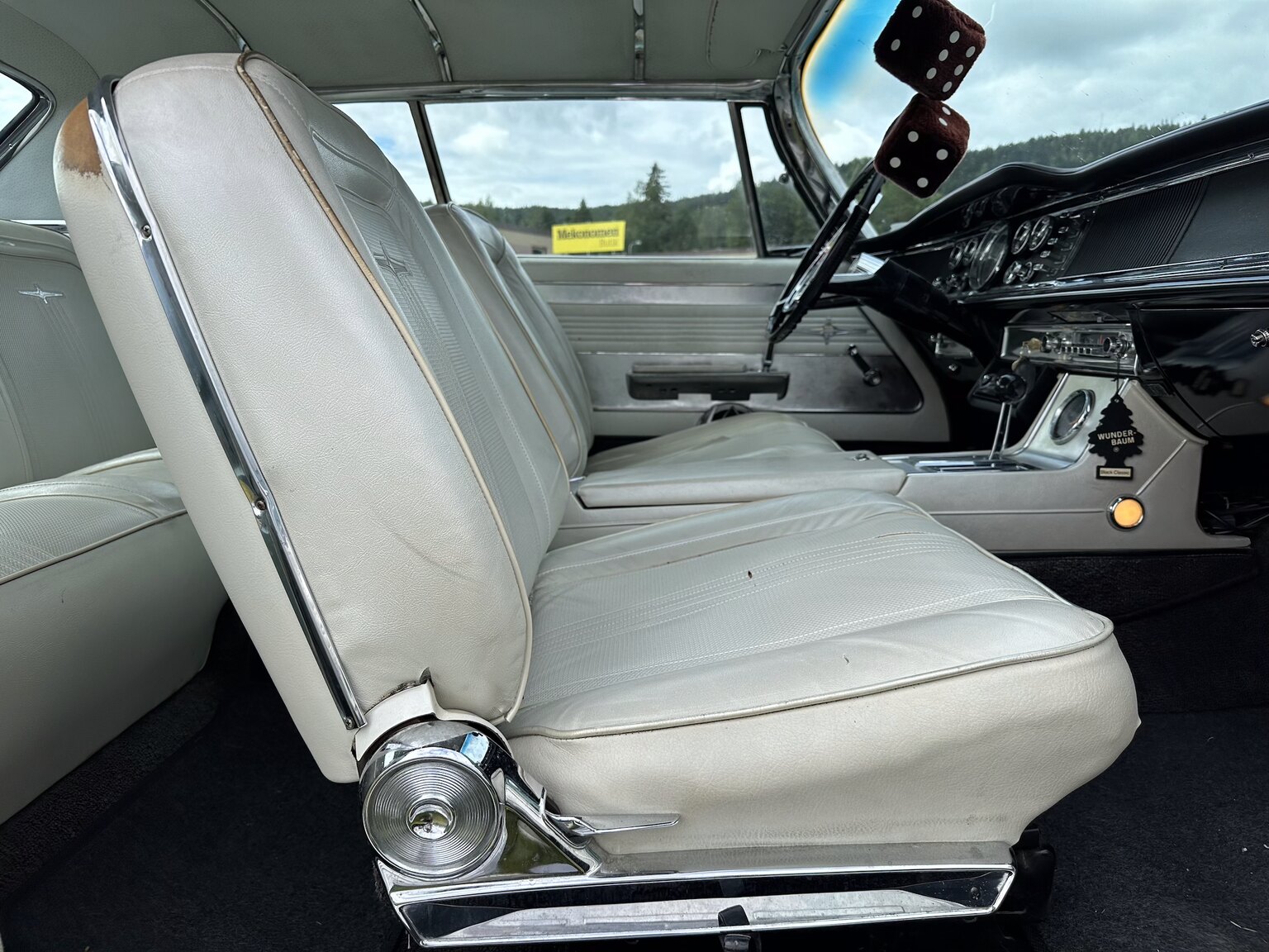 Innenraumfoto von 1964 Chrysler 300K