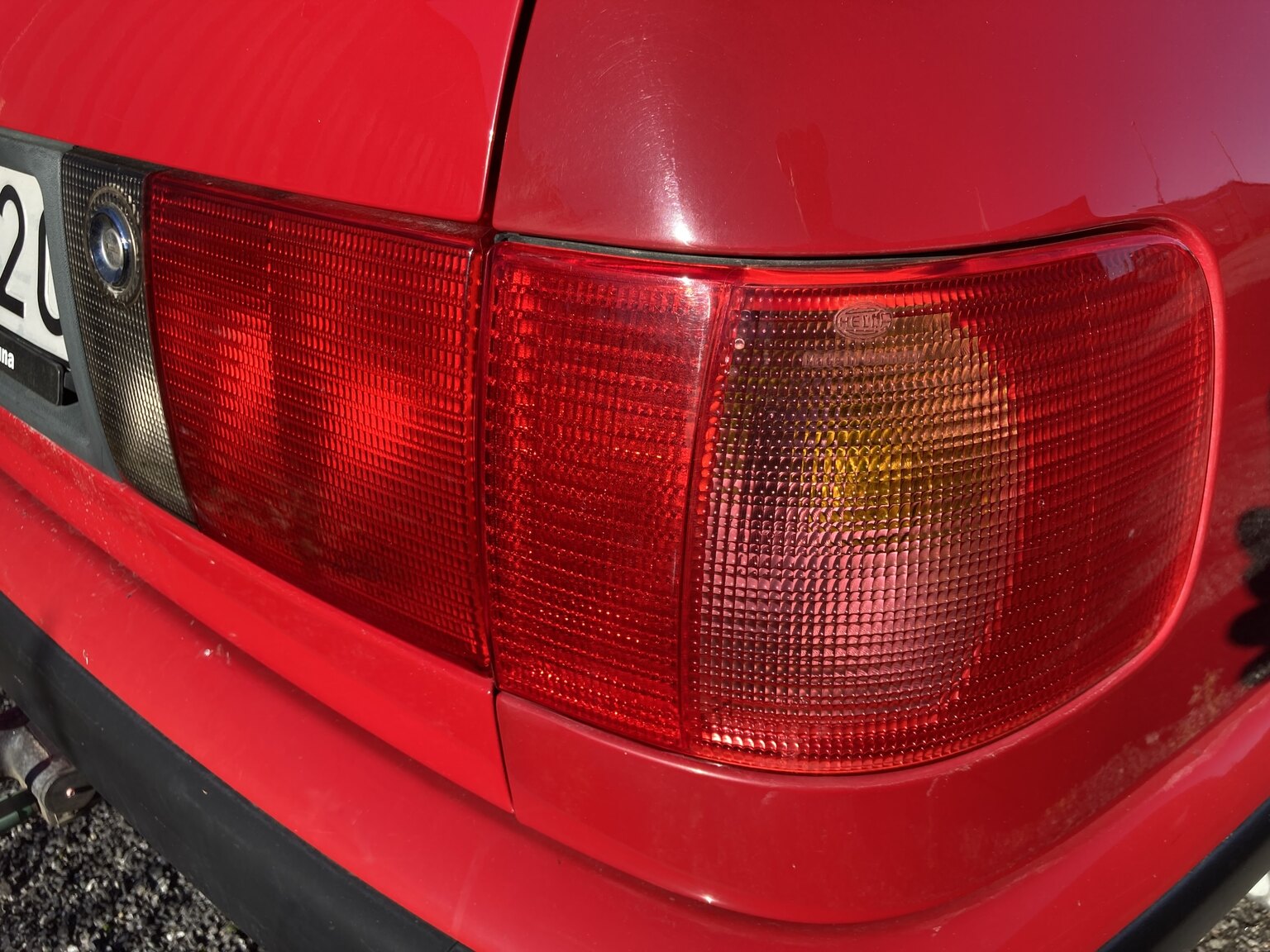 Exterior image of 1992 Audi 100 Avant 2.3E Quattro