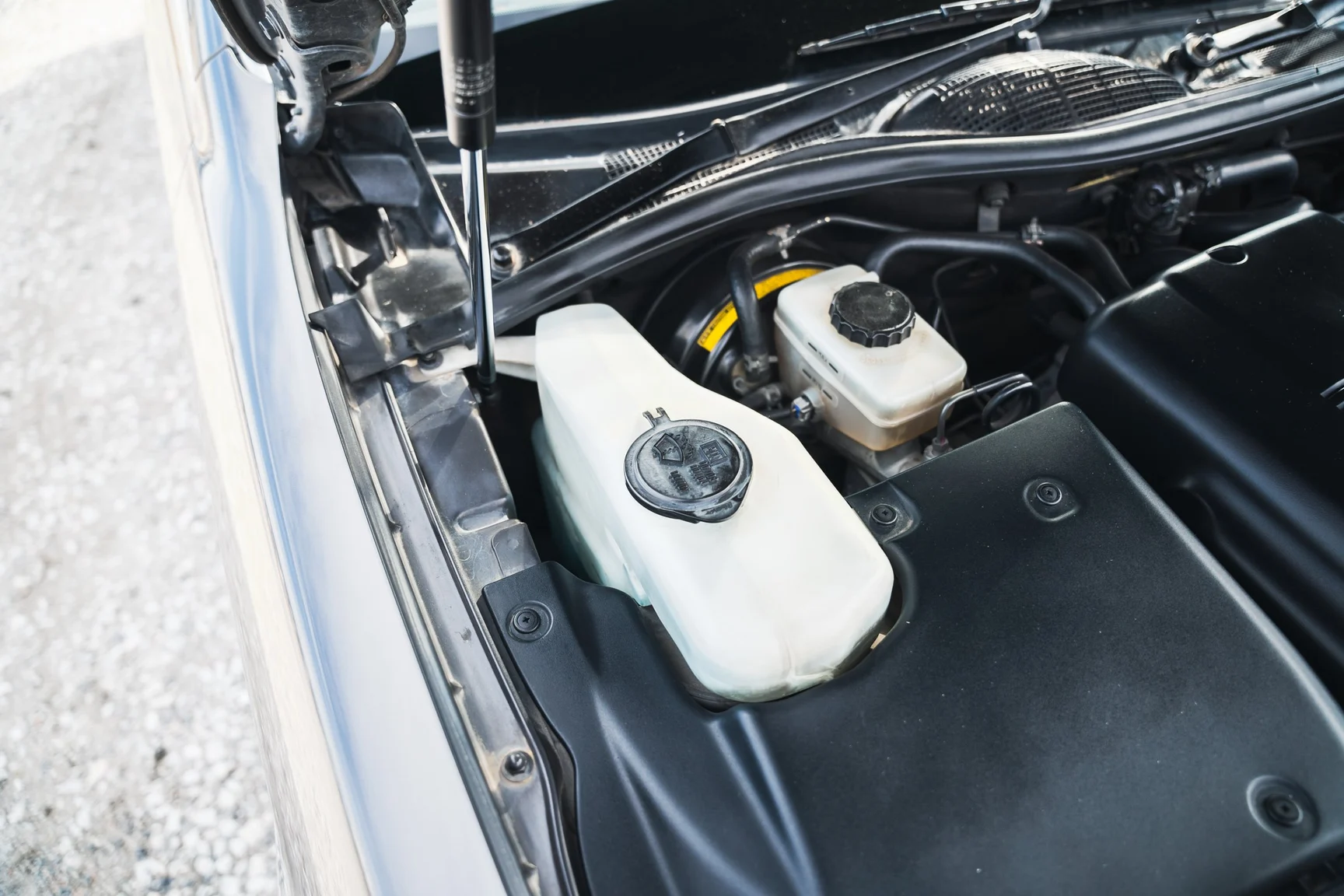 Image of 2000 Toyota Century V12 G50 mechanics (5)