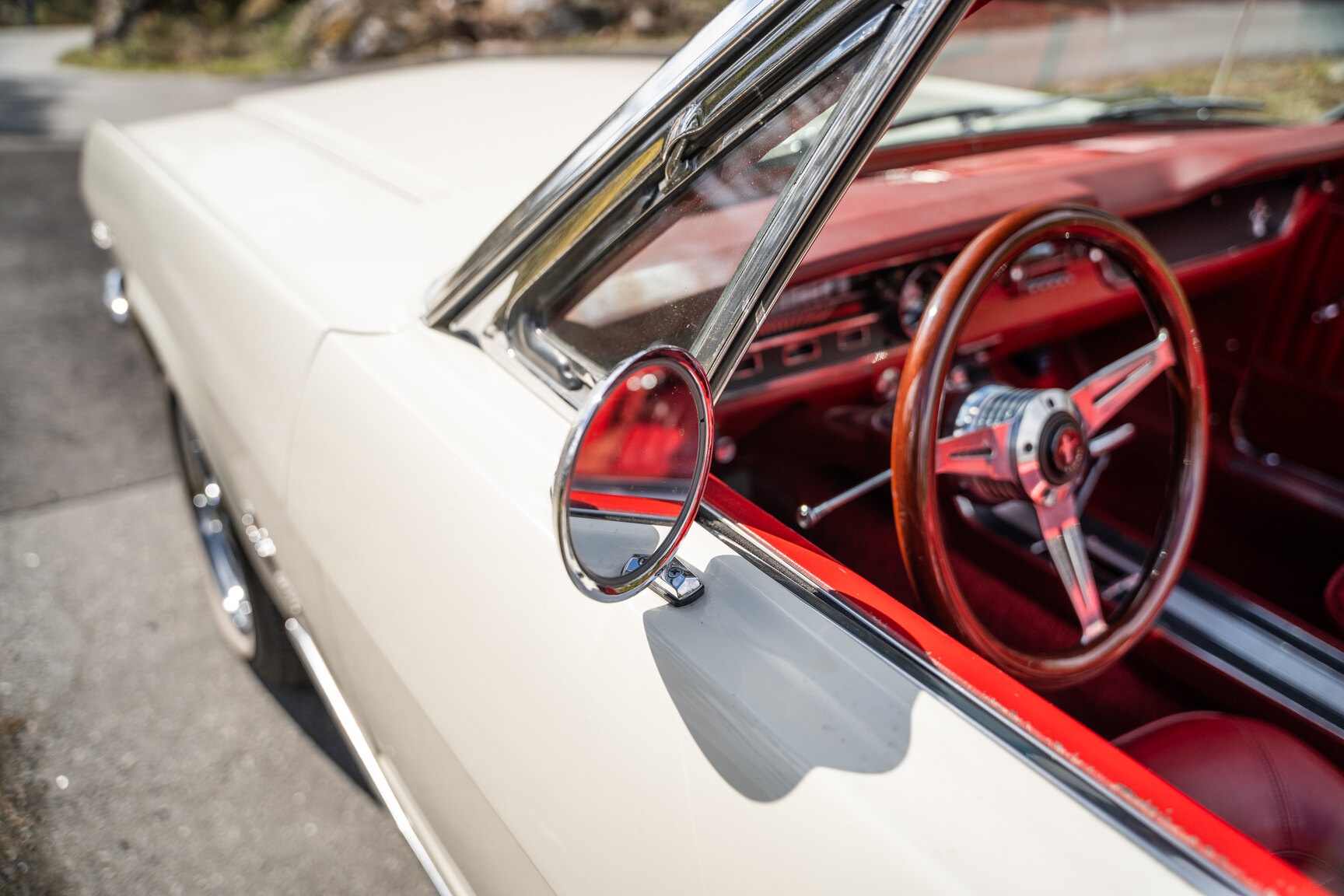 Aussenfoto 1965 Ford Mustang Cabriolet (50)