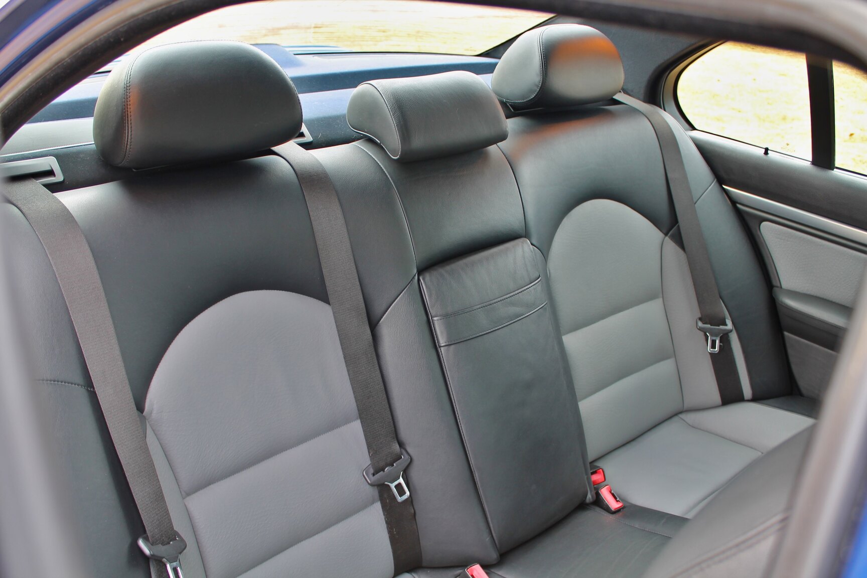 Interiörbild 2003 BMW M5