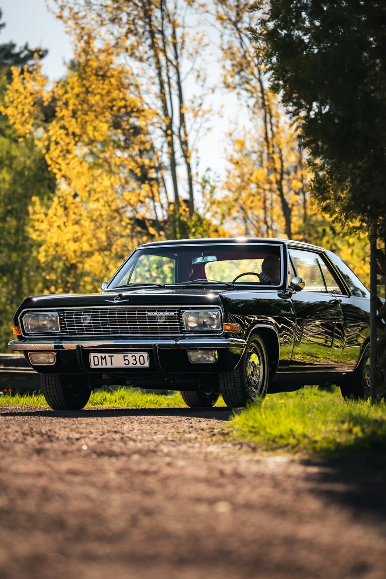 Exteriörbild på 1966 Opel Diplomat Coupé 5.4