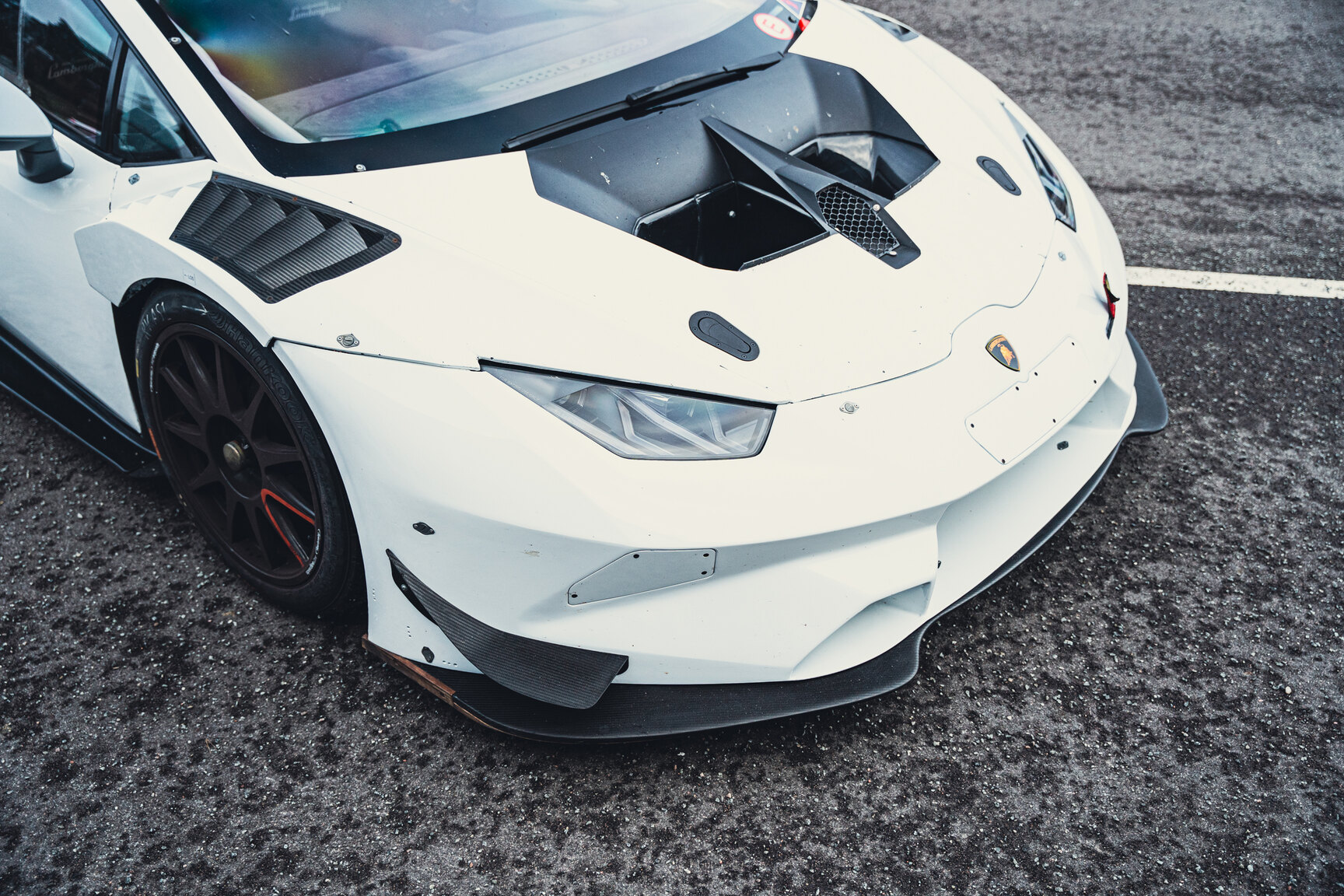 Exteriörbild på 2017 Lamborghini Huracan Supertrofeo LP620-2