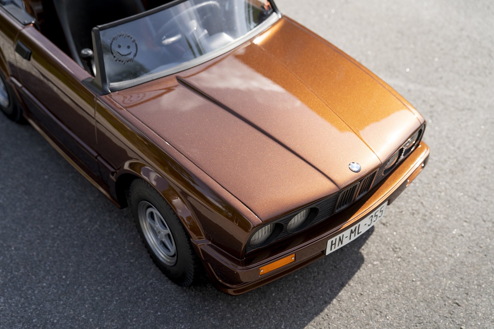 Exteriörbild på 1980 Bmw E30 Mini (10)