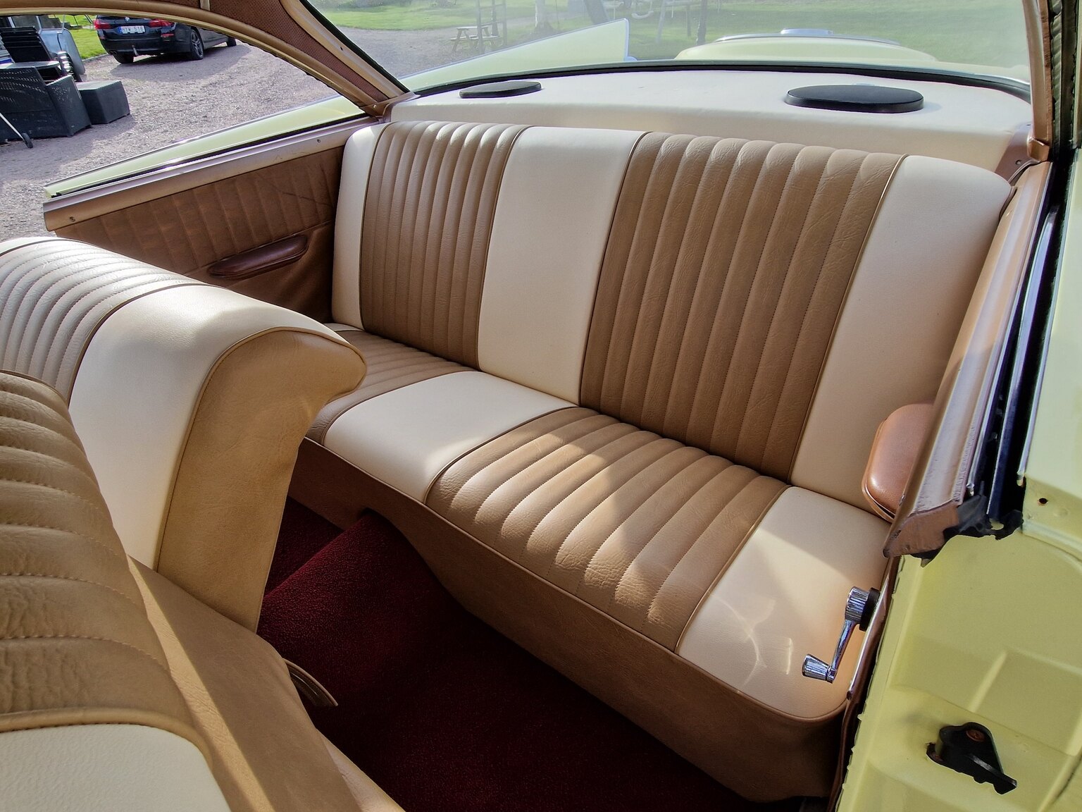 Interiörbild 1961 Chrysler Windsor Coupé