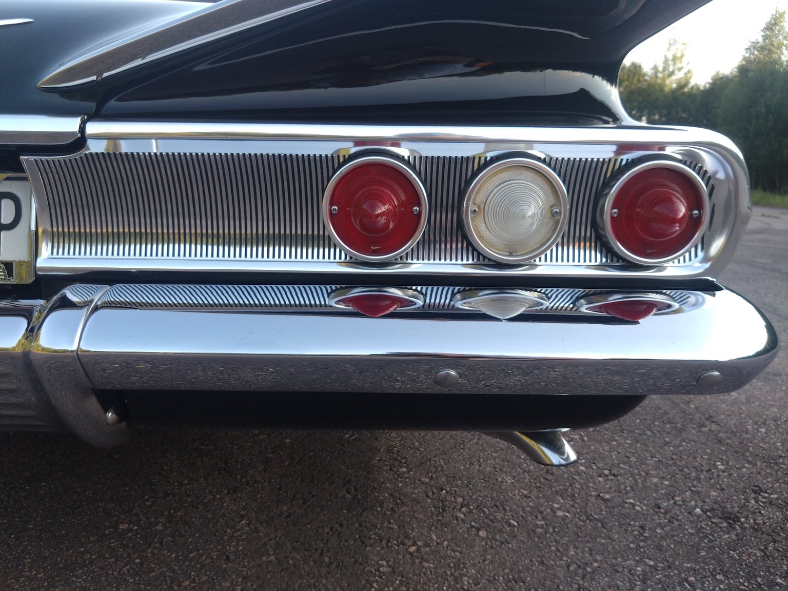 Exterior image of 1960 Chevrolet Impala Cabriolet 5.7 V8 Powerglide