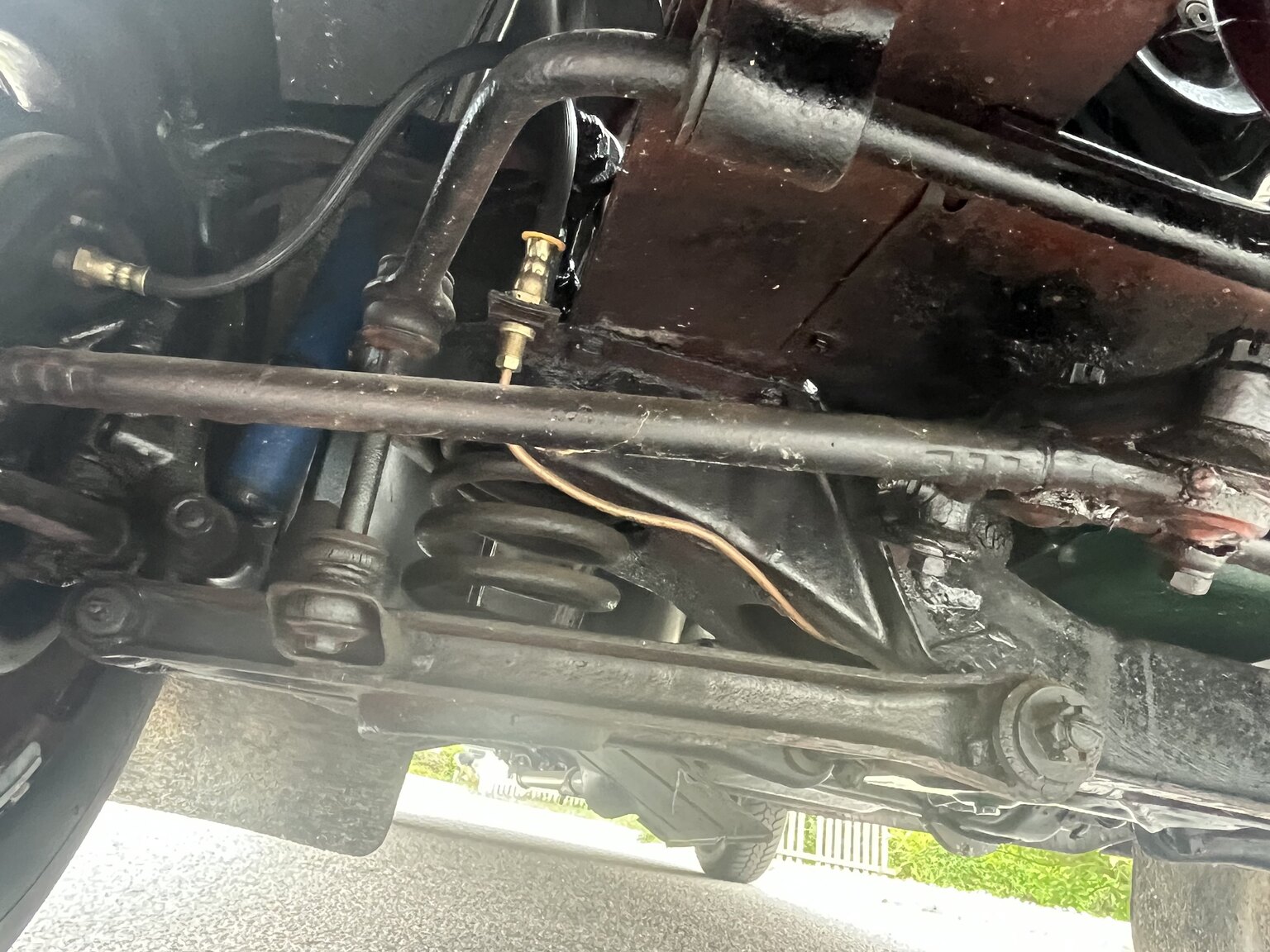 Image of 1953 Volvo PV 444 ES mechanics