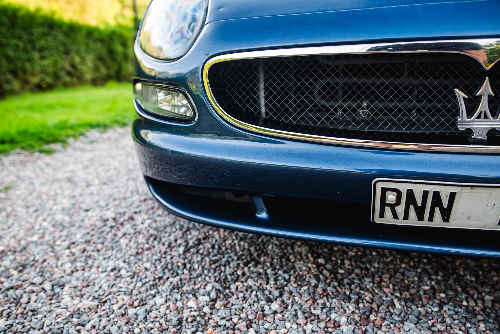 Exterior image of 2000 Maserati 3200 GT