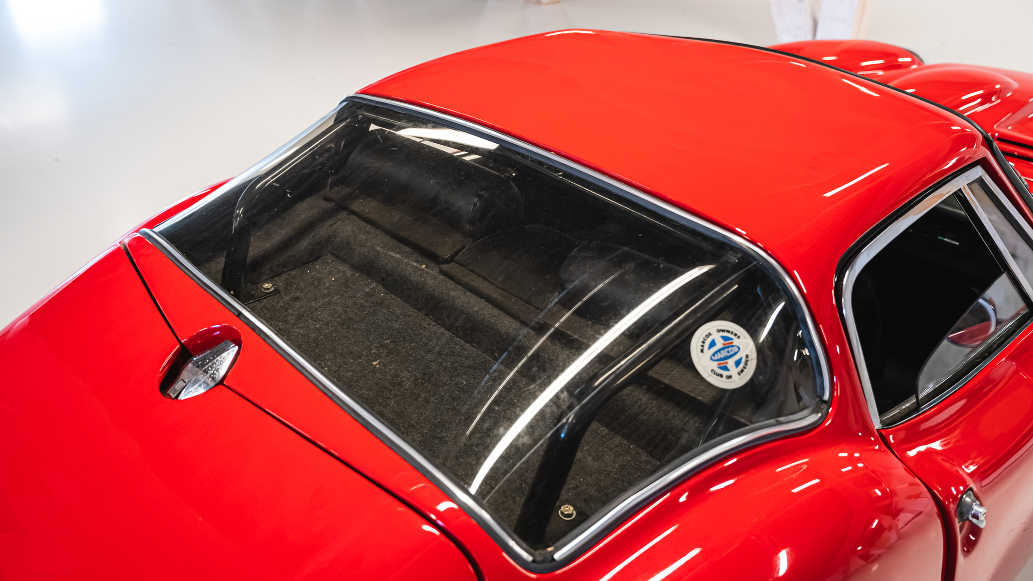 Exterior image of 1970 Marcos GT (54)