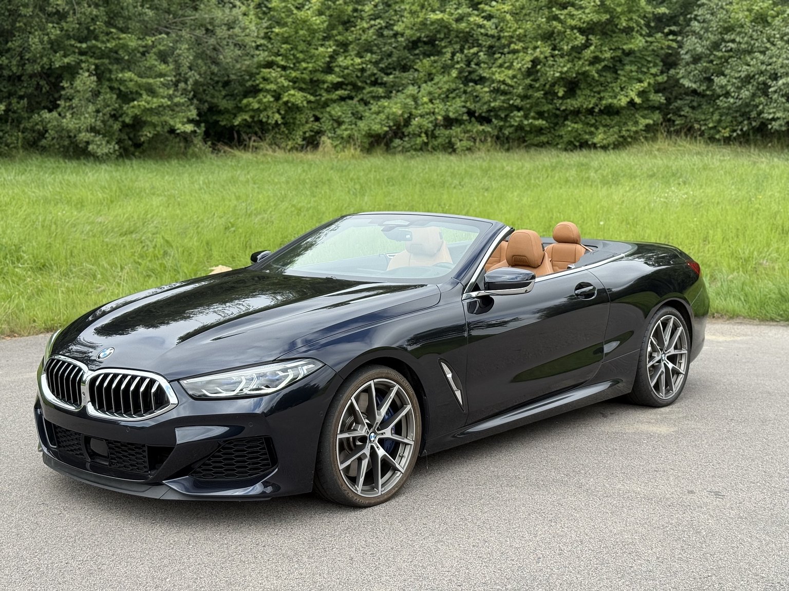 Exterior image of 2019 BMW M850i xDrive Convertible Steptronic