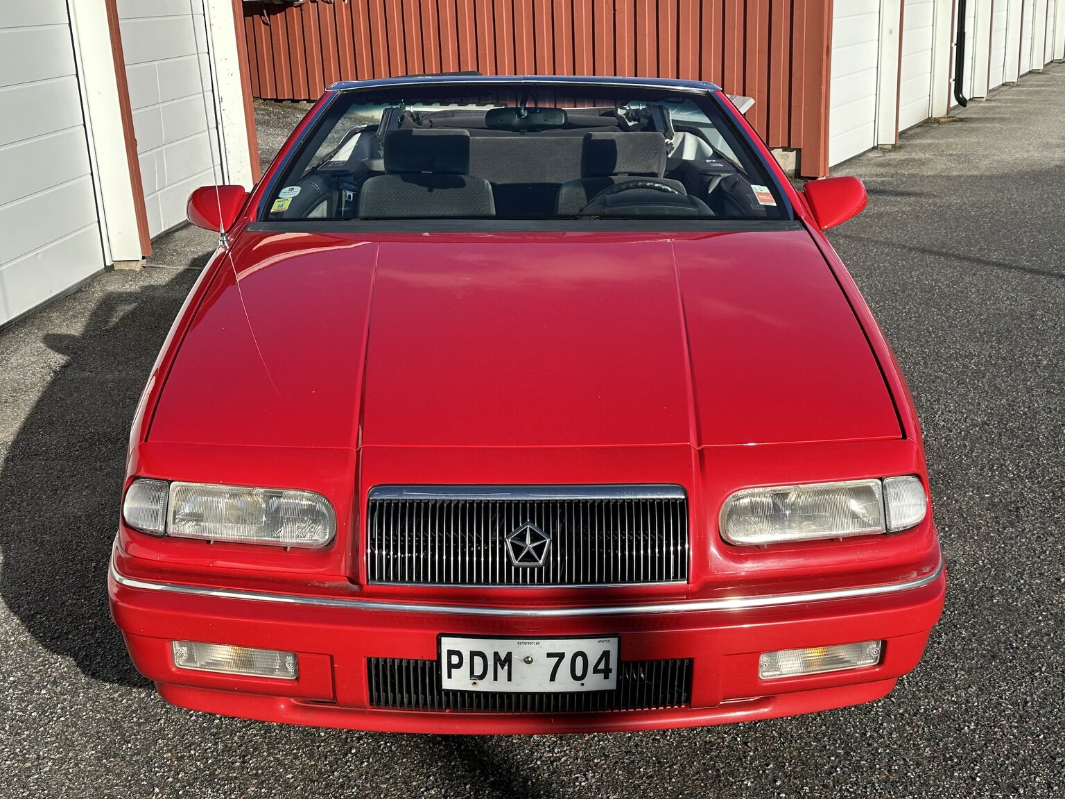 Exterior image of 1995 Chrysler LeBaron