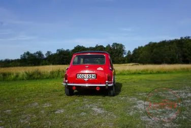 #<Image:0x00007fa86ccc7588>