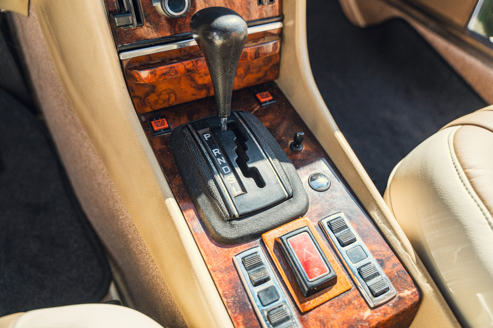 Innenraumfoto von 1976 Mercedes-Benz 450 SLC (31)