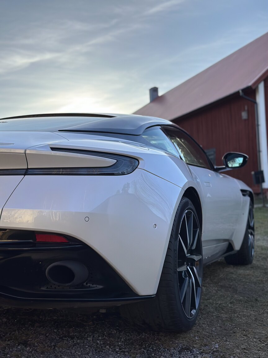 Aussenfoto 2018 Aston Martin DB11