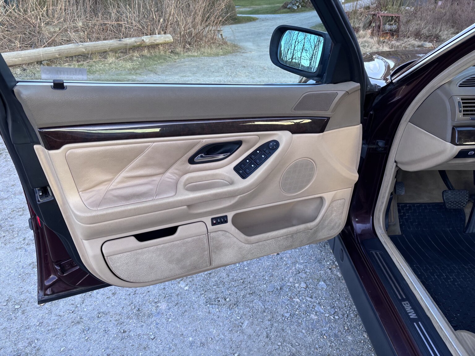 Innenraumfoto von 1996 BMW 728iA