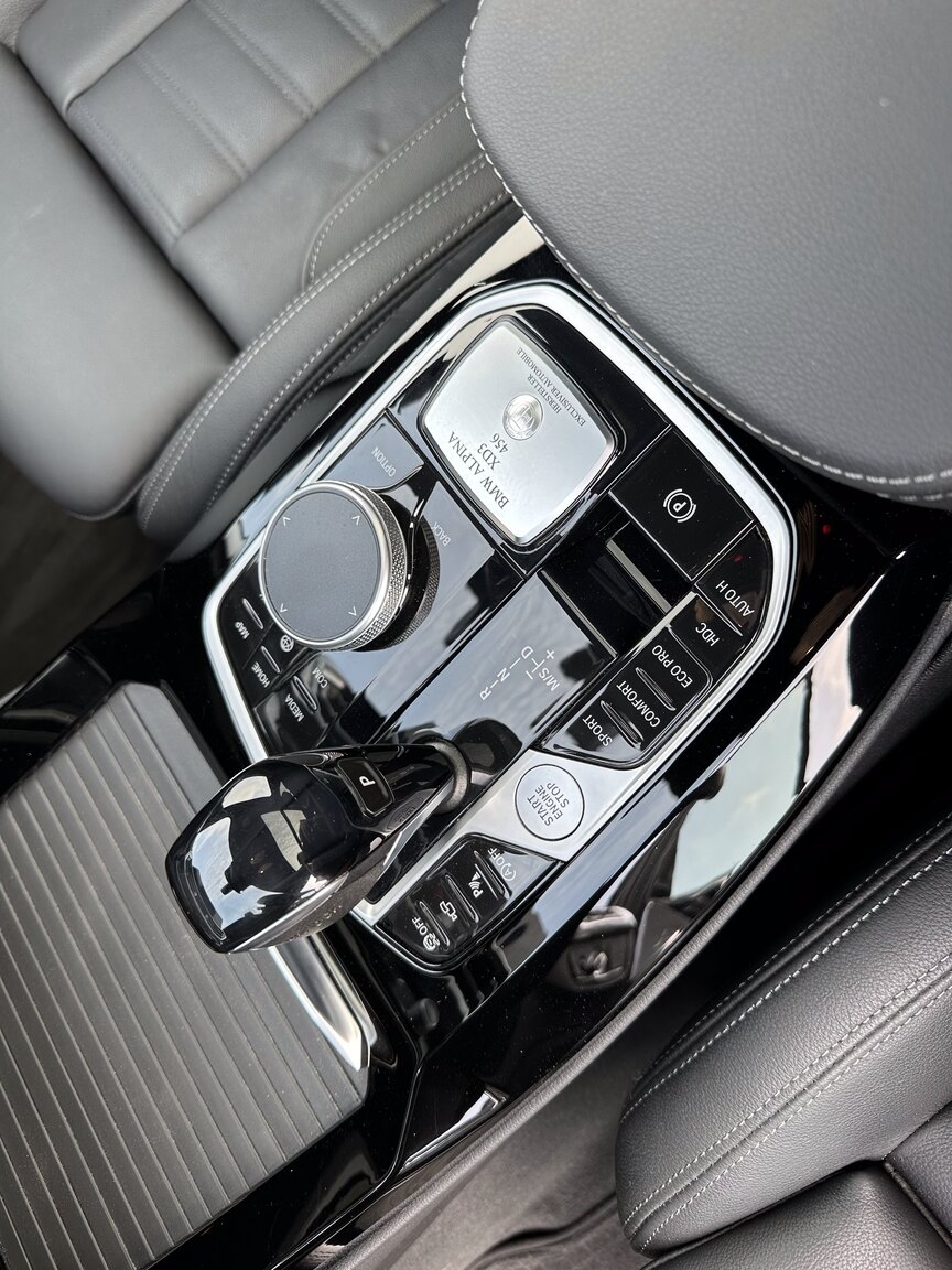 Interior image of 2022 ALPINA XD3