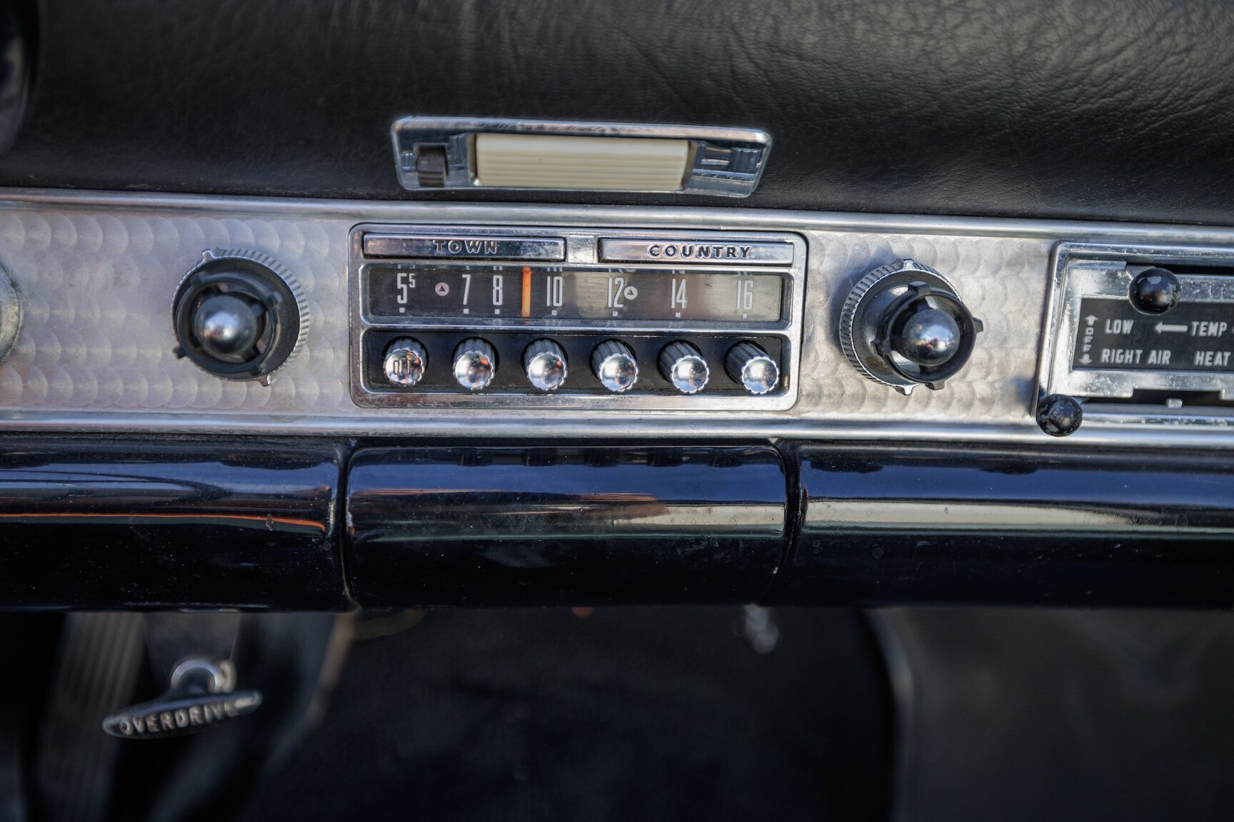 Innenraumfoto von 1956 Ford Thunderbird