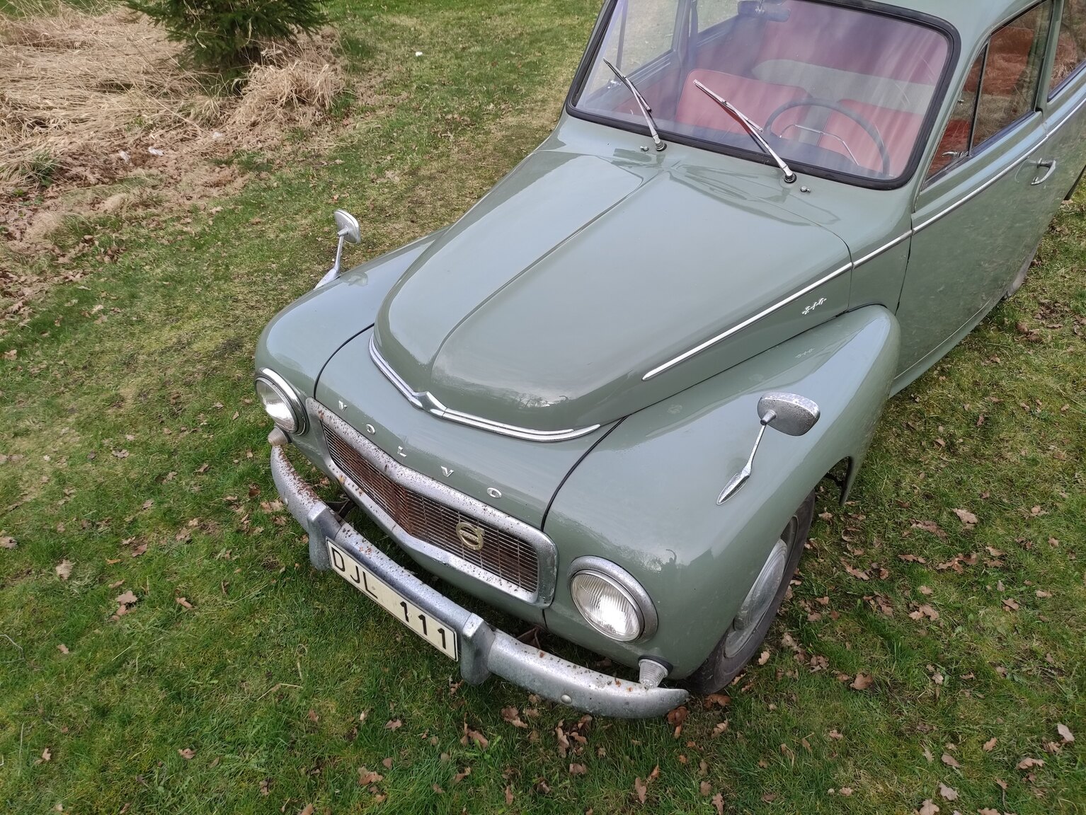 Exterior image of 1960 Volvo P210 Duett