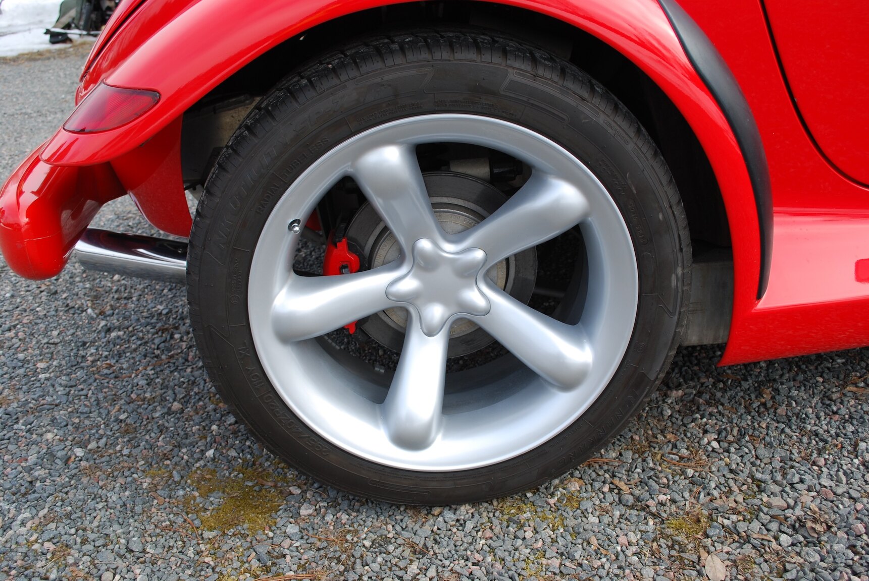 Exterior image of 1999 Plymouth Prowler