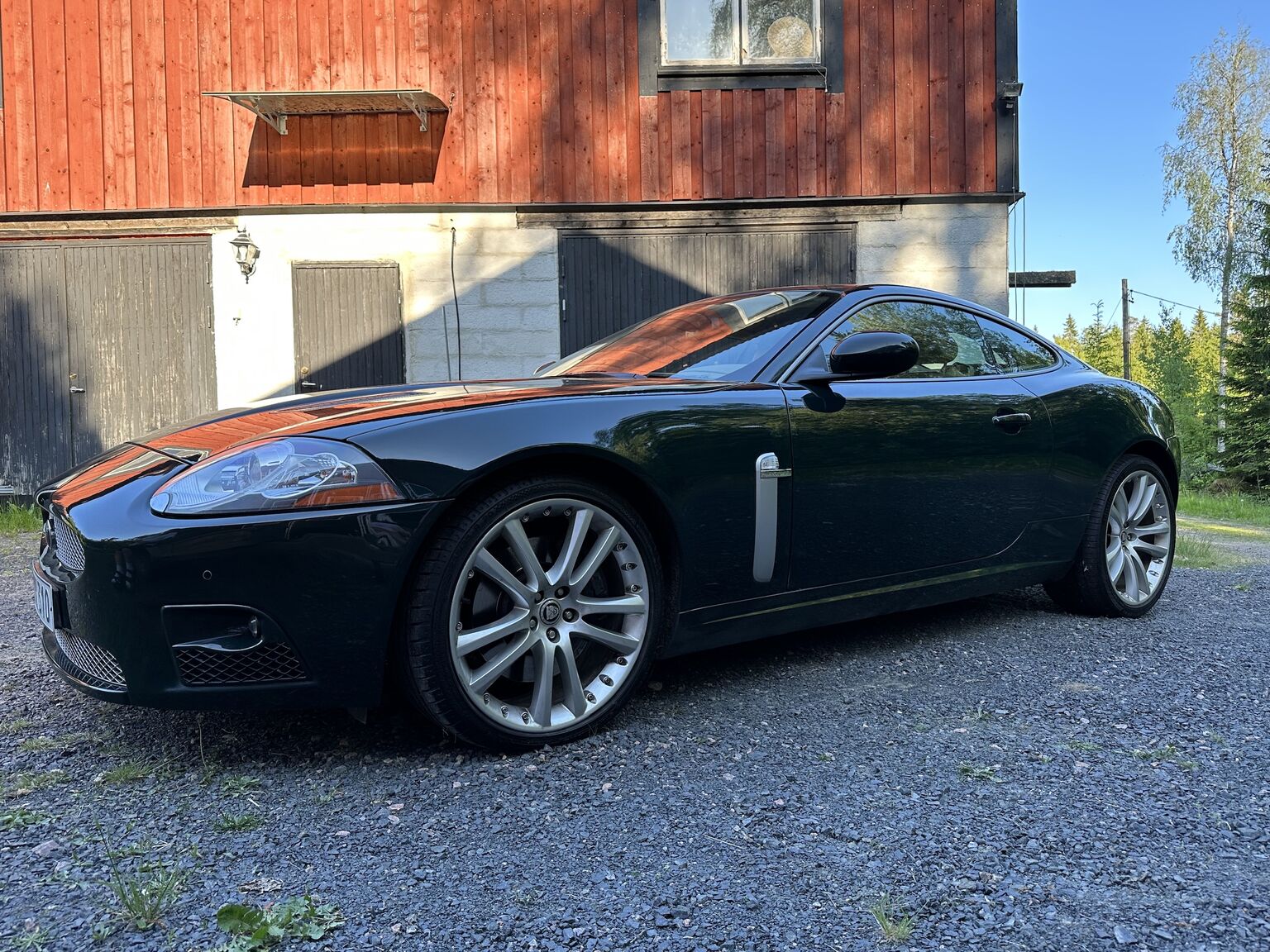 Exteriörbild på 2007 Jaguar XKR (6)