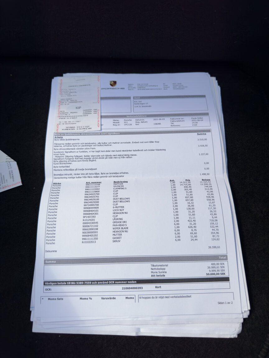 Dokumentation för 2004 Porsche 911 Carrera 4