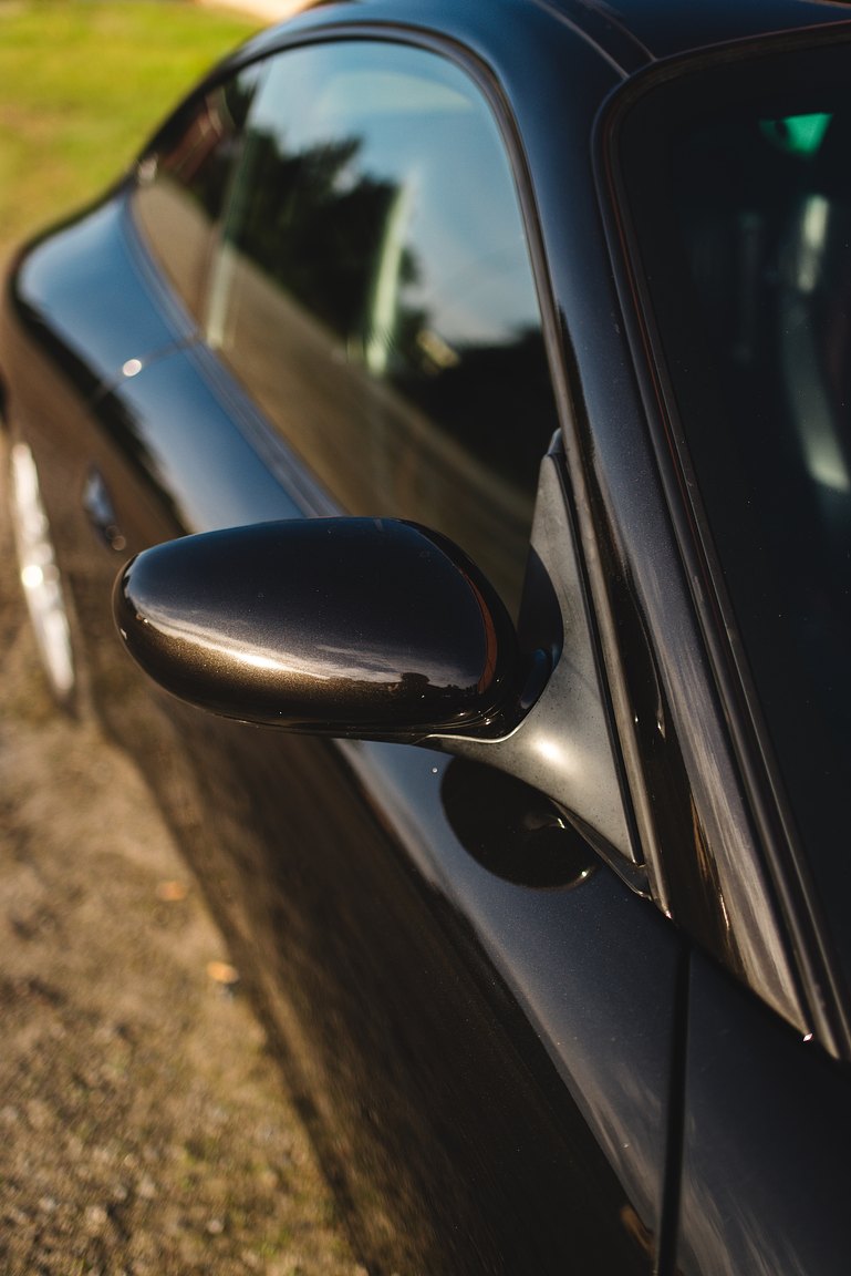Exterior image of 1998 Porsche 996 Carrera 