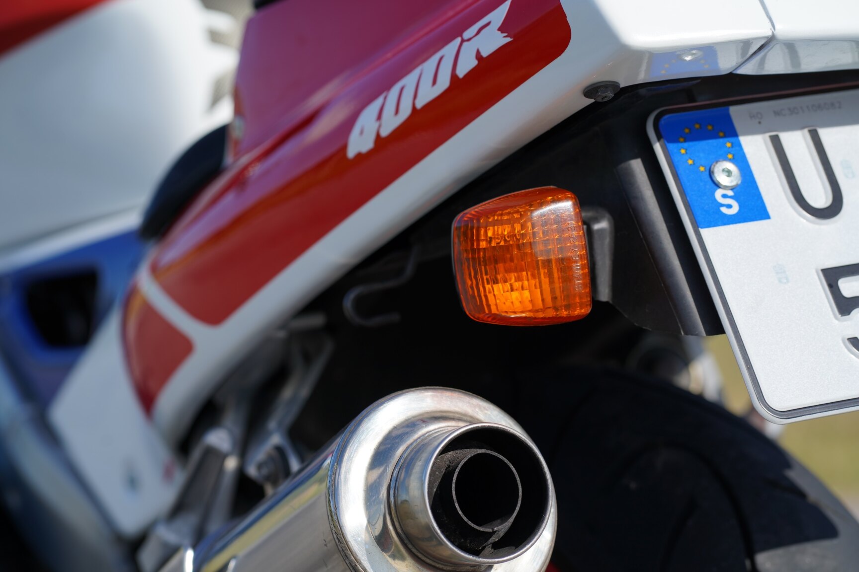 Exterior image of 1992 Honda VFR400R NC30