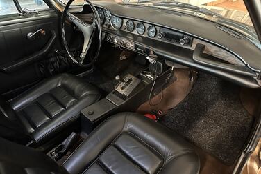 Interior image of 1973 Volvo 1800 ES