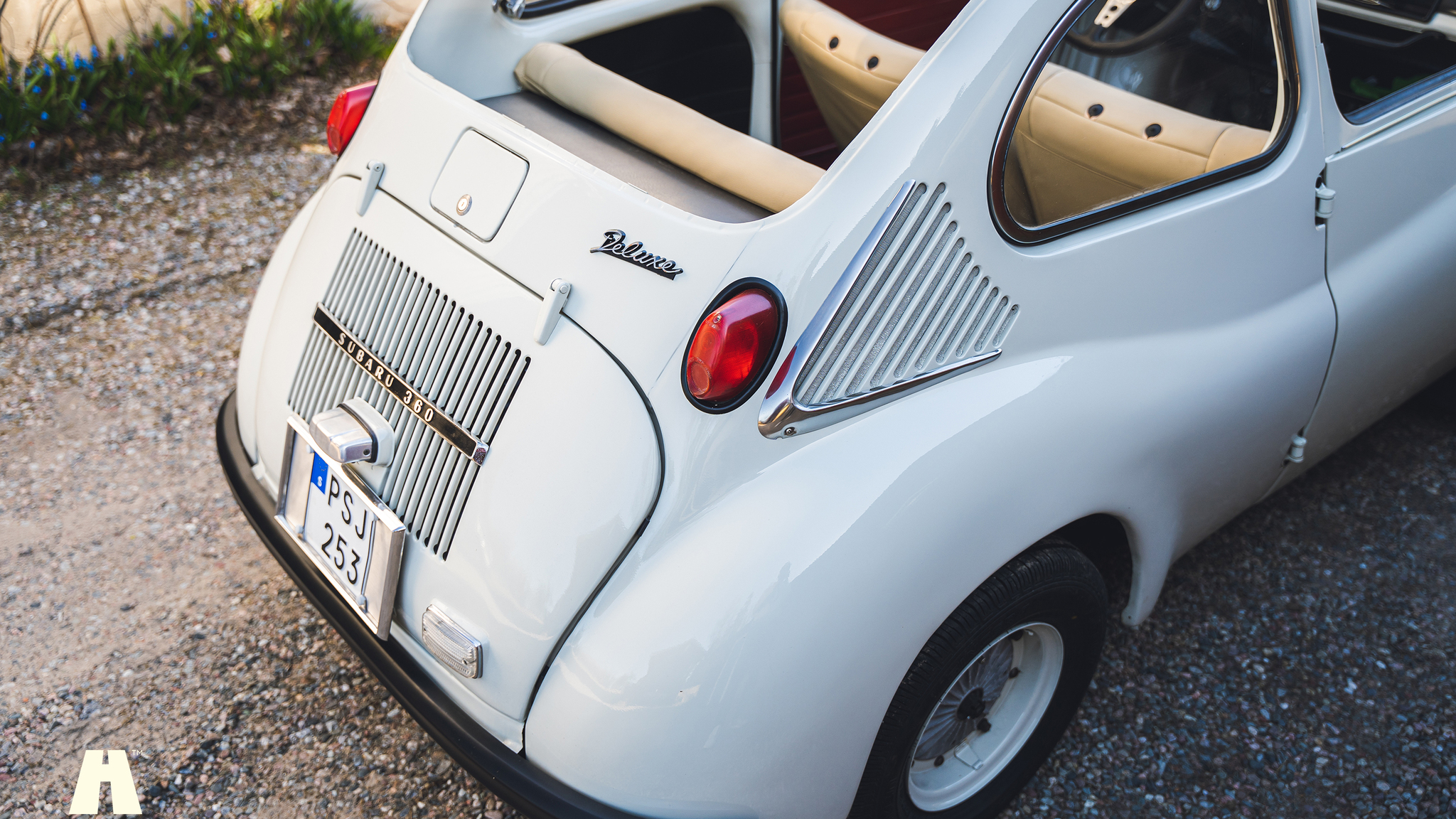 Exteriörbild på 1968 Subaru 360 Deluxe (14)