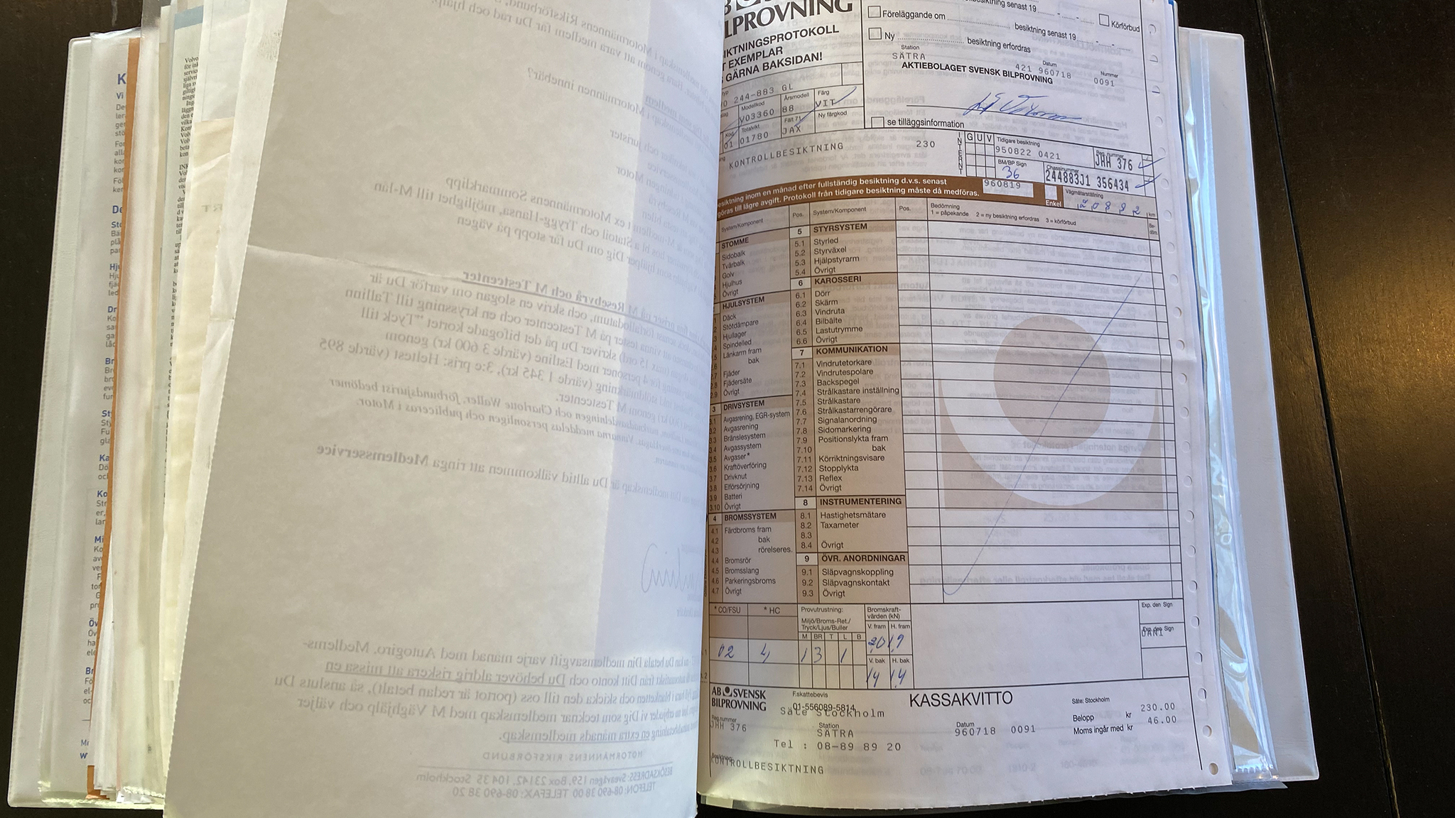 Documentation for 1988 Volvo 240 GL