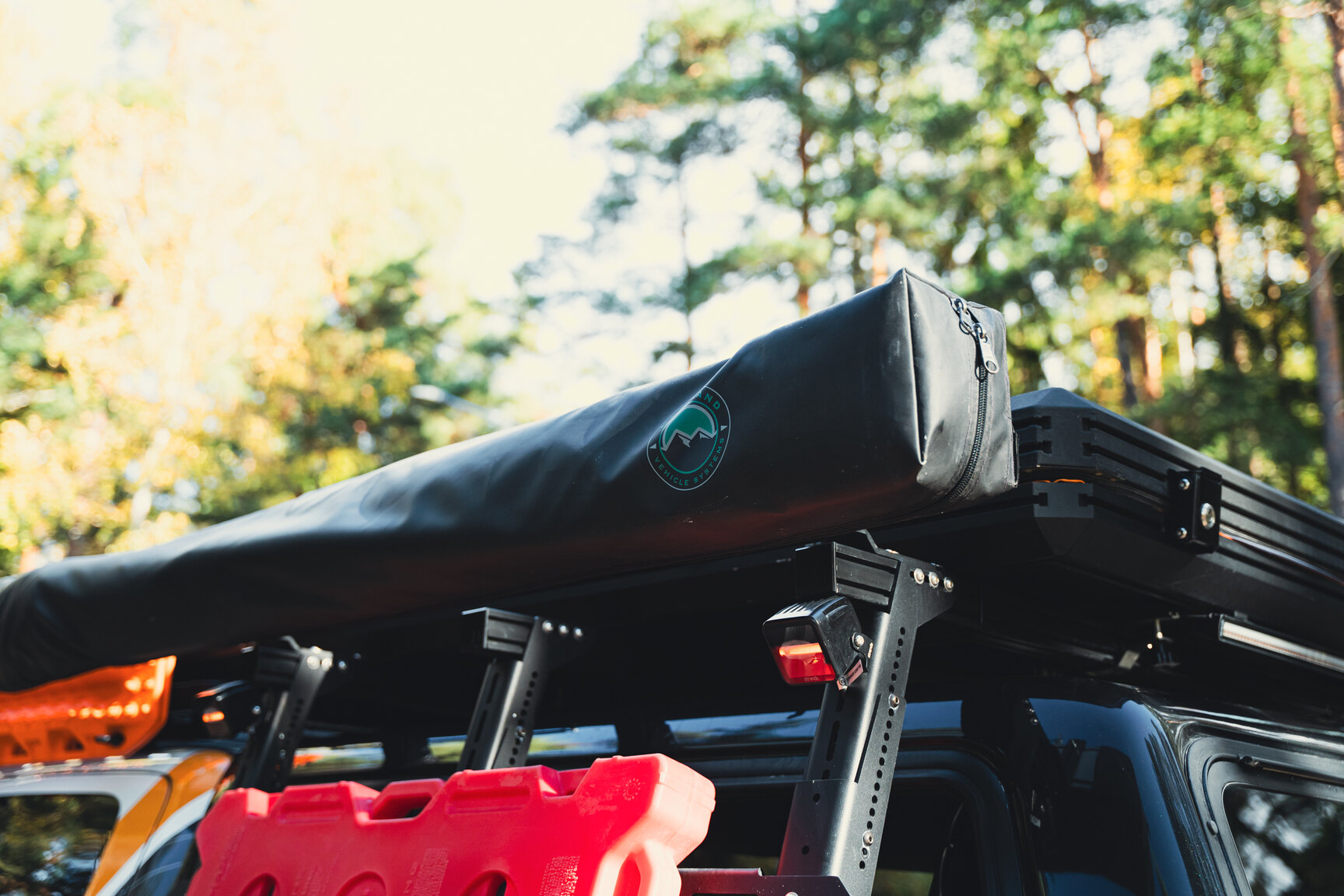 Exteriörbild på 2017 Dodge Ram 1500 AEV (94)