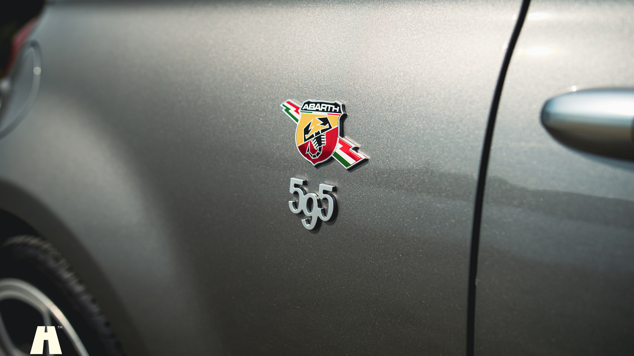 Exteriörbild på 2018 Abarth 595 Turismo CAB
