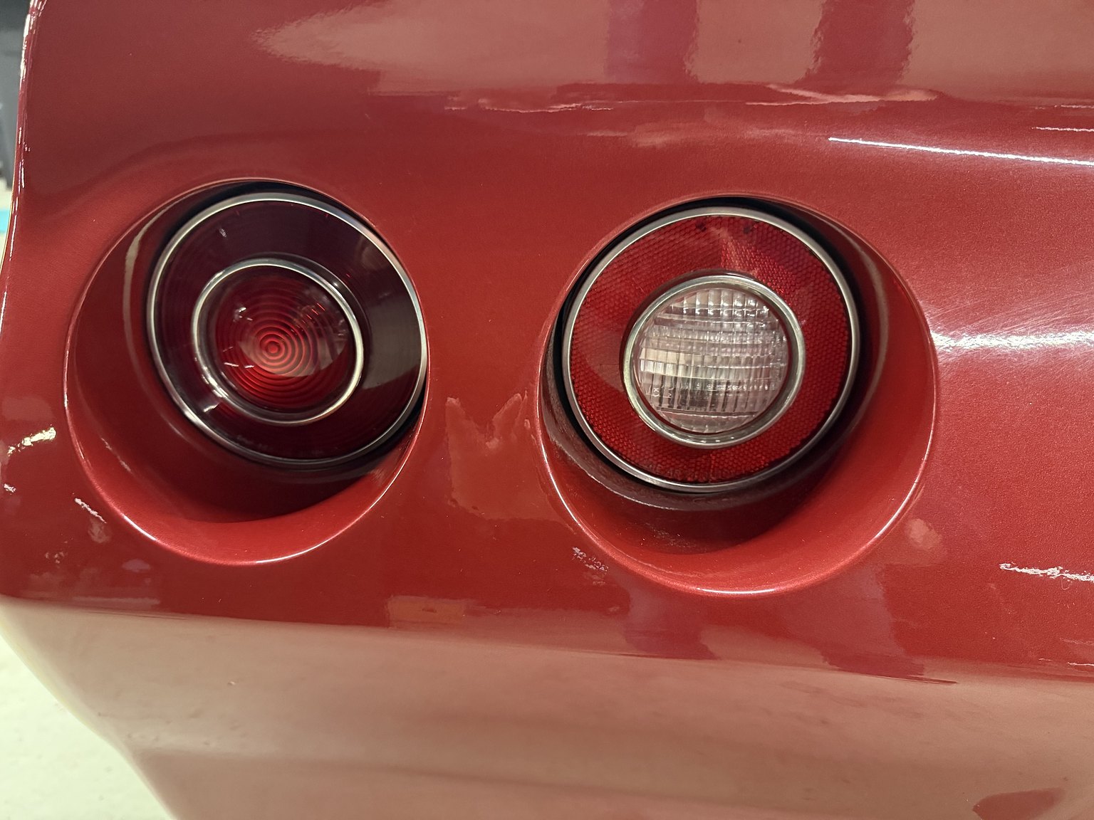 Exteriörbild på 1974 Chevrolet Corvette Stingray (32)