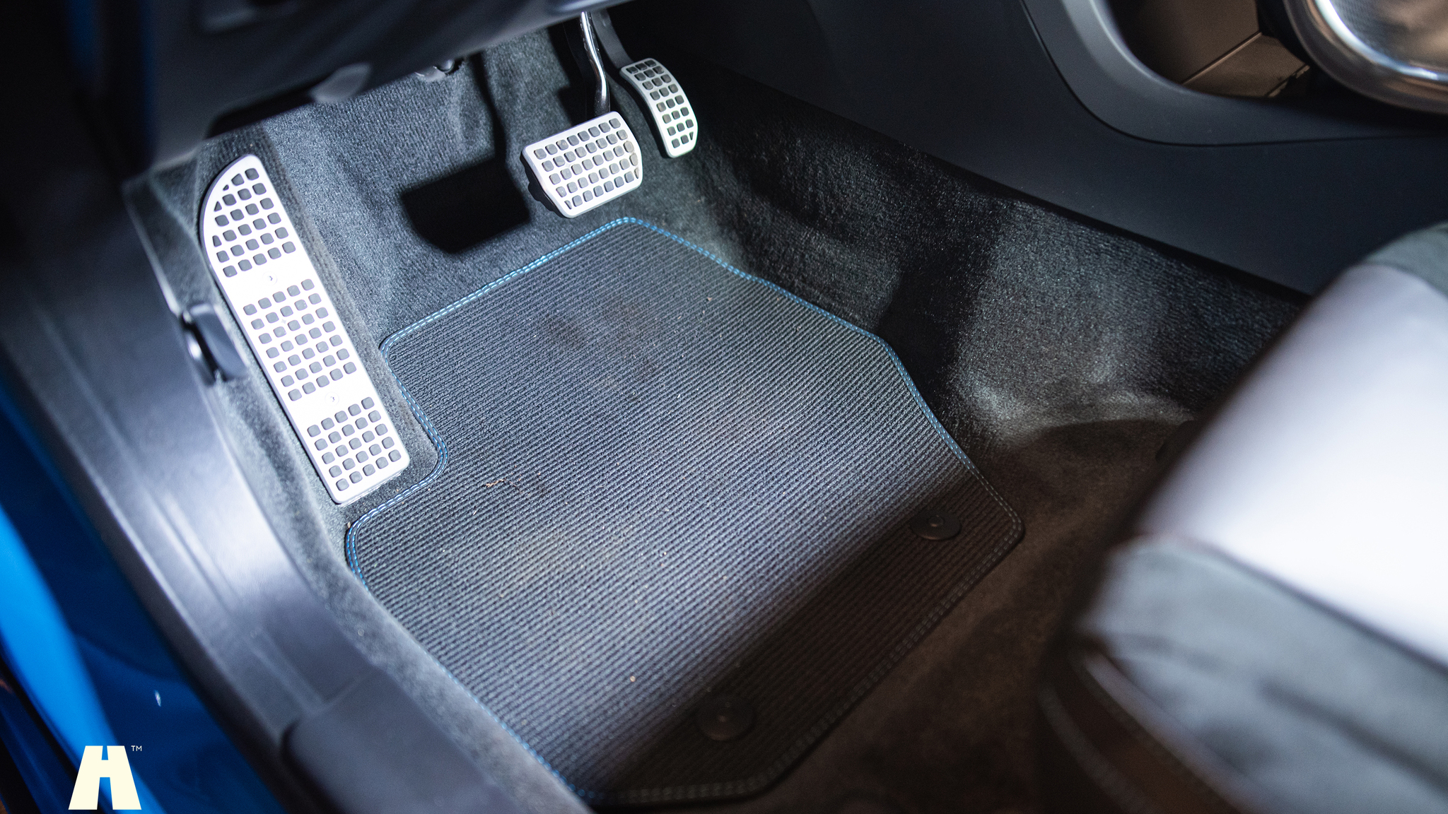 Interior image of 2017 Volvo V60 Polestar T6