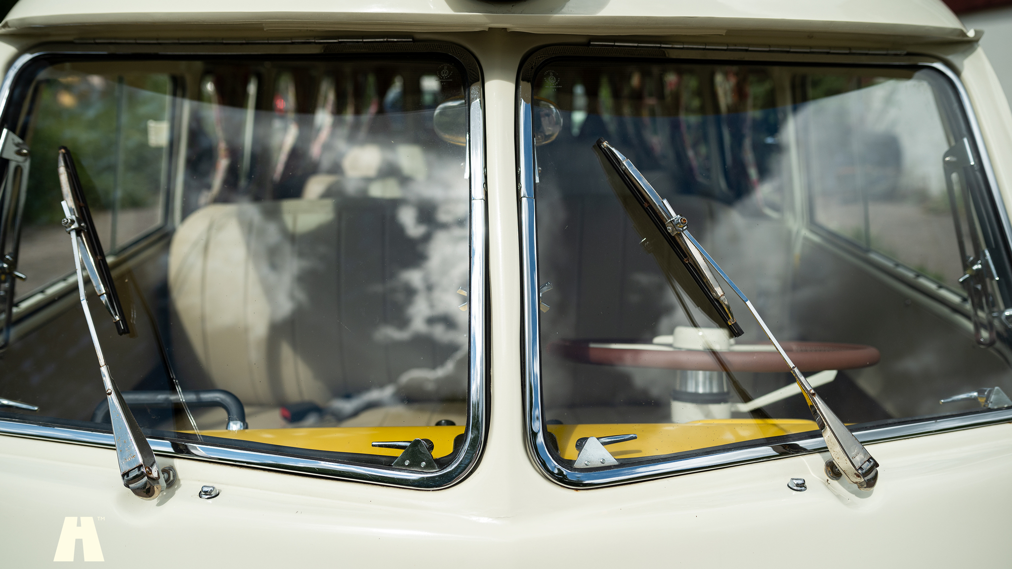 Exteriörbild på 1974 Volkswagen T1 Split Window  