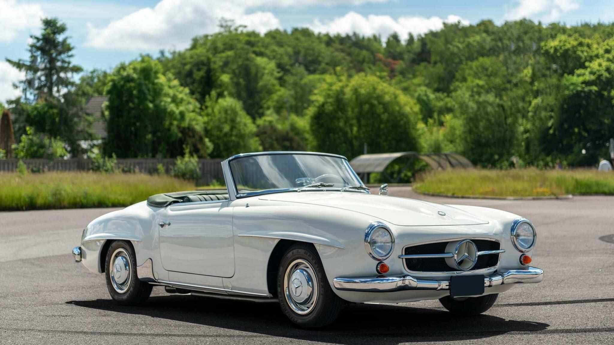 Aussenfoto 1956 Mercedes Benz 190 SL Roadster (2)