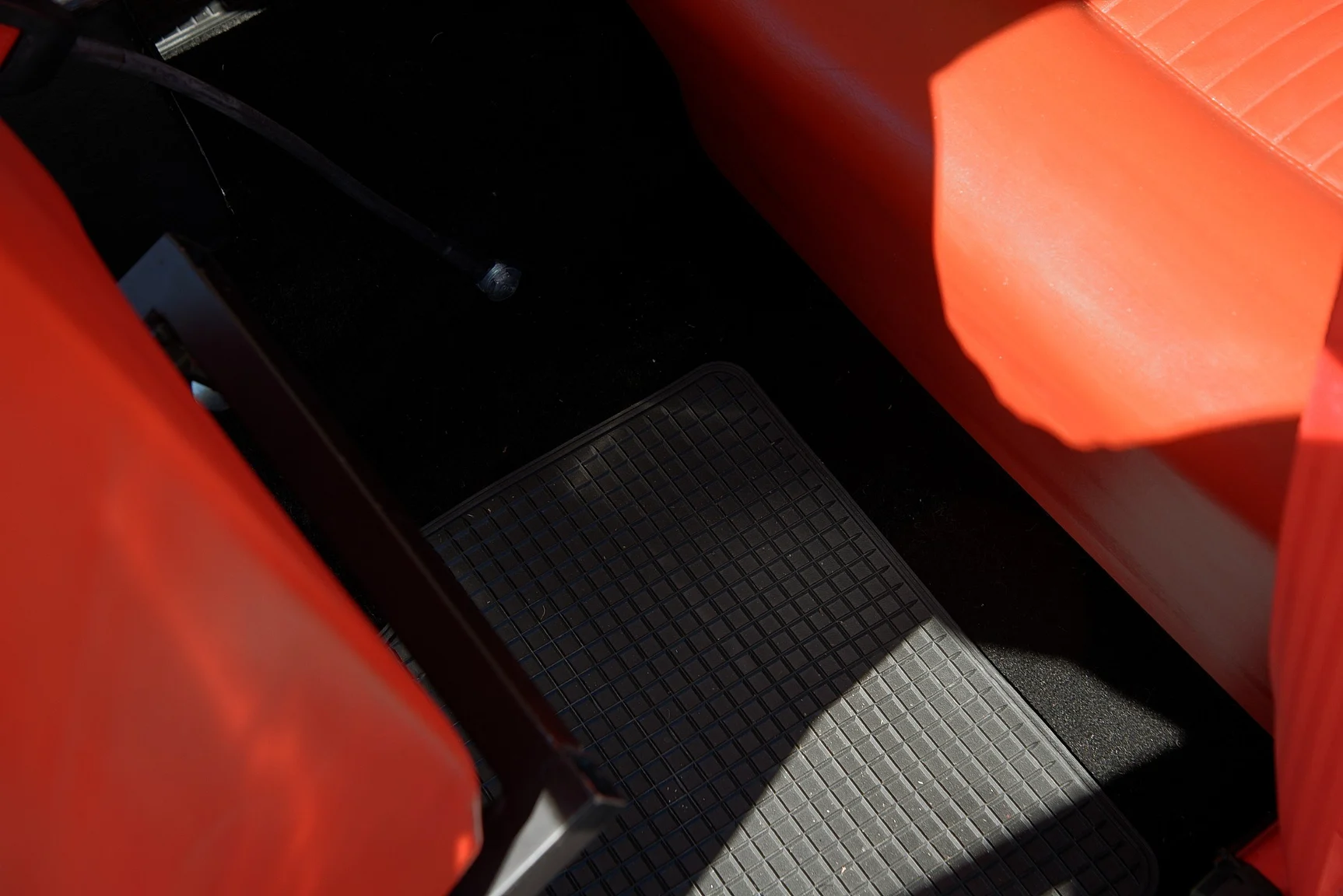 Interior image of 1966 Ford  Cortina GT (33)