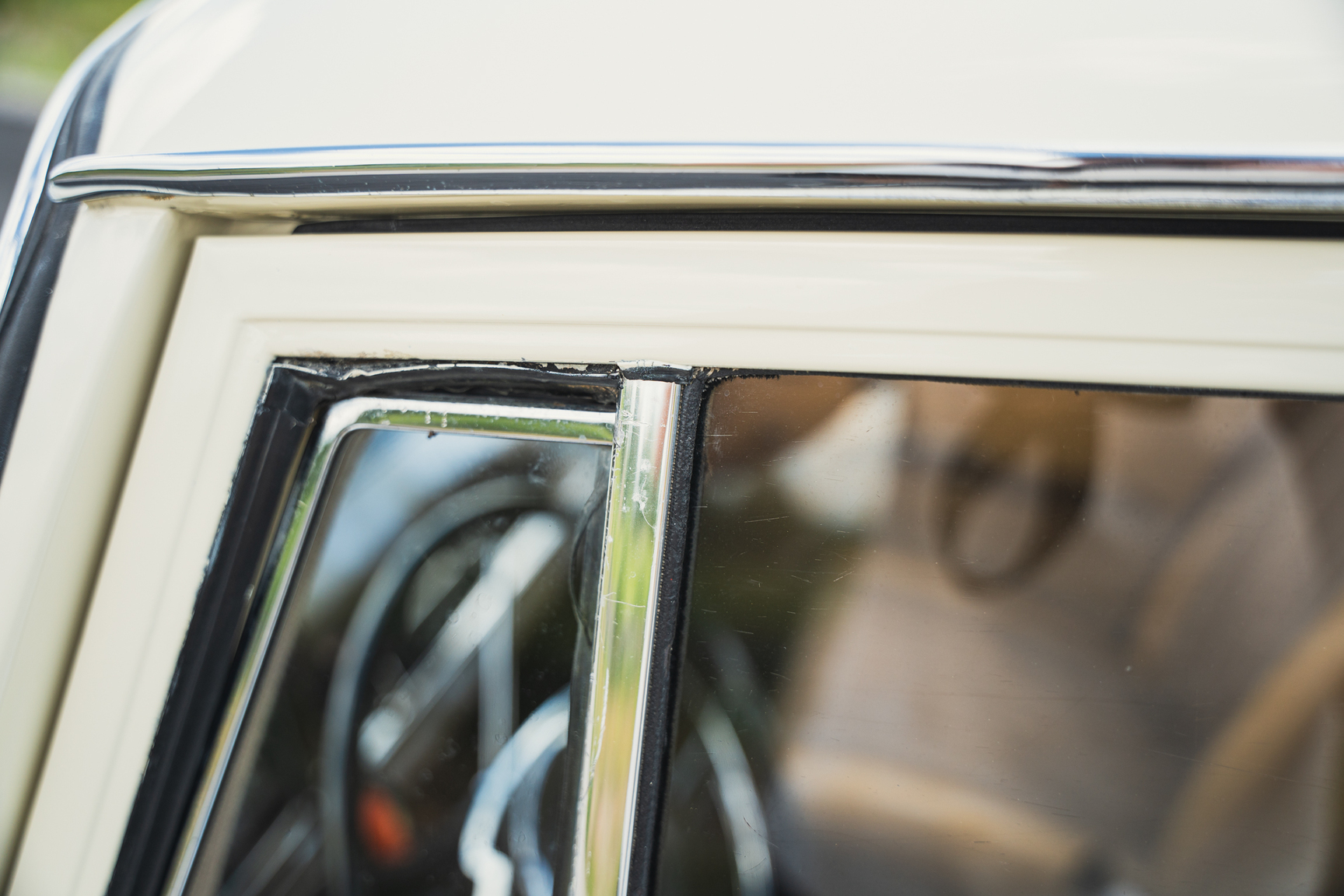 Aussenfoto 1966 Mercedes-Benz 200 D "Heckflosse"