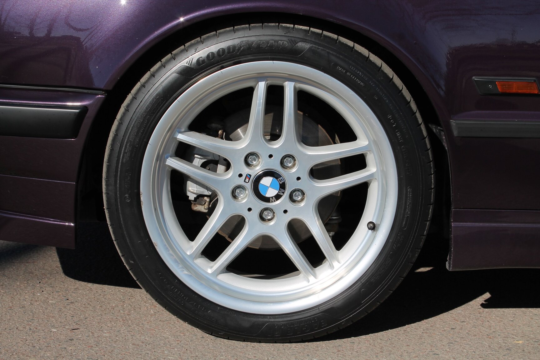 Exteriörbild på 1996 BMW 540i Touring "No Reserve Auction"