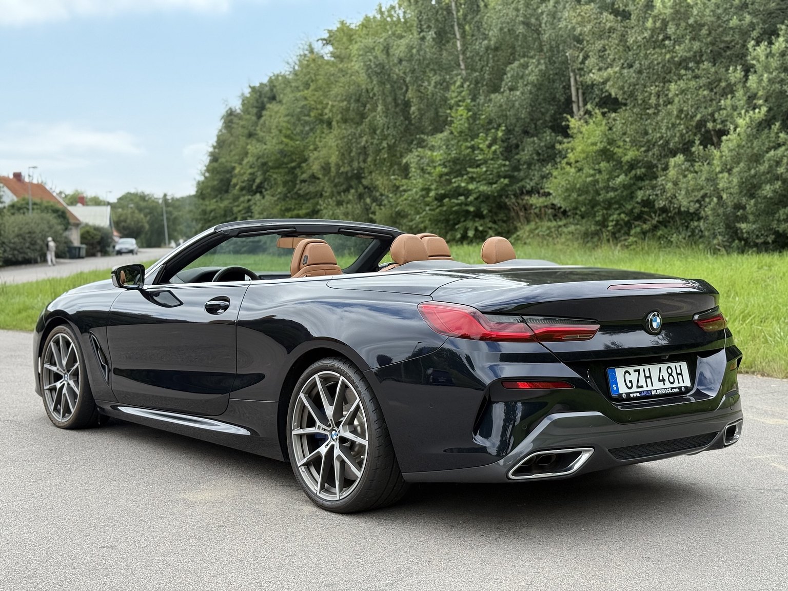 Exterior image of 2019 BMW M850i xDrive Convertible Steptronic