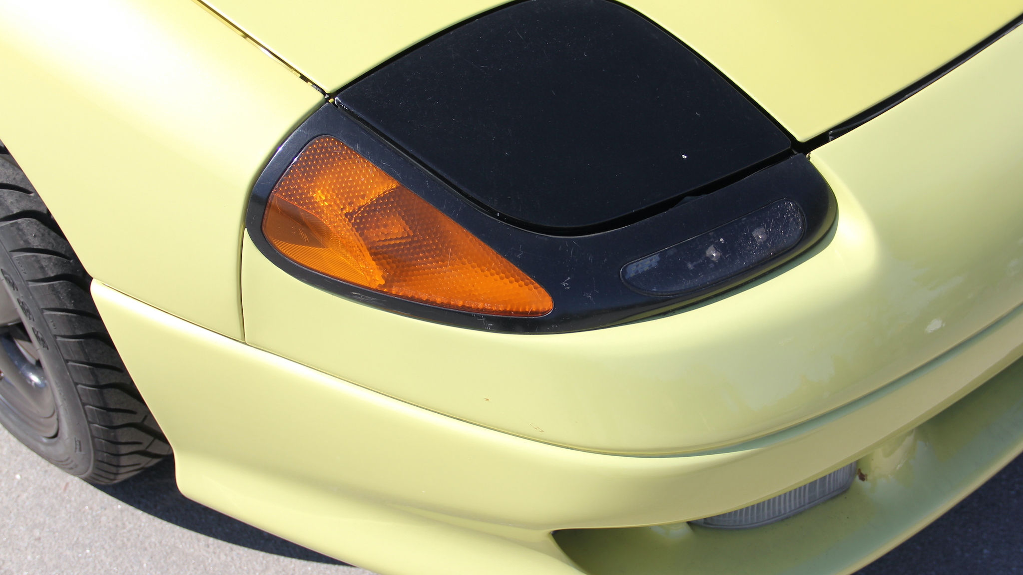 Exterior image of 1992 Dodge Stealth (19)