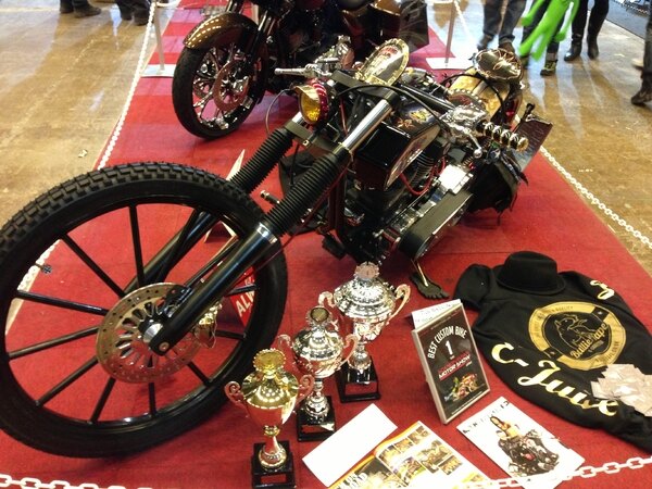 Aussenfoto 2023 Harley-Davidson Soultrain Belle (30)